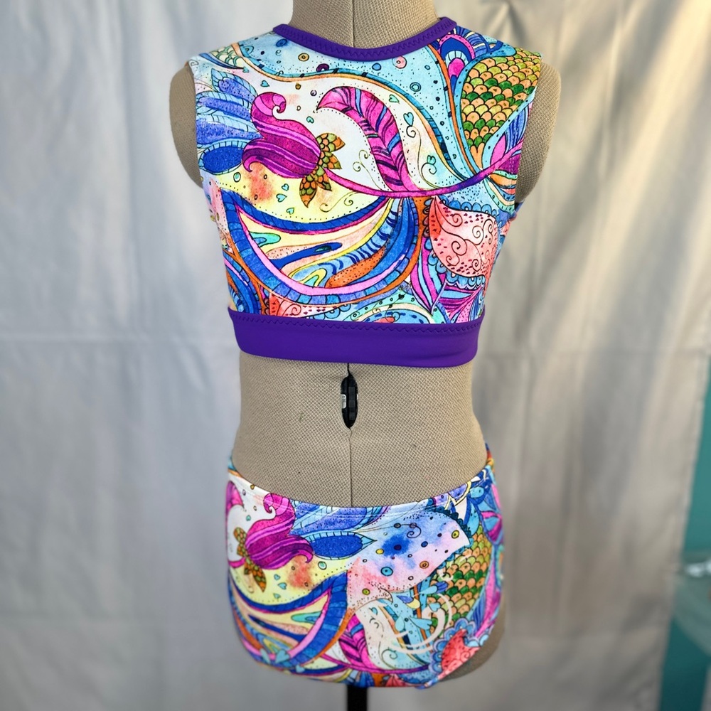 Wild arrows apparel set, child size 7, brand new with tags